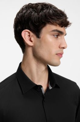 Camisa slim fit en popel&iacute;n de algod&oacute;n de planchado f&aacute;cil, Negro