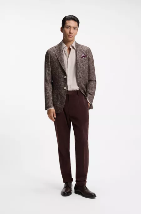 Slim-fit blazer in micro-patterned fabric