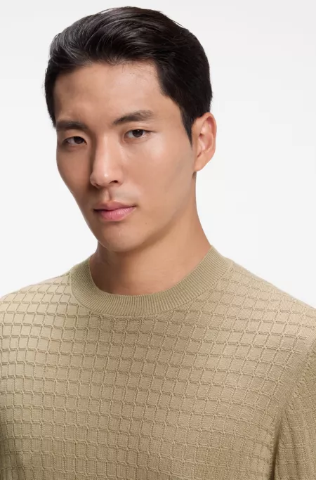 Silk-knit sweater with a seasonal pattern