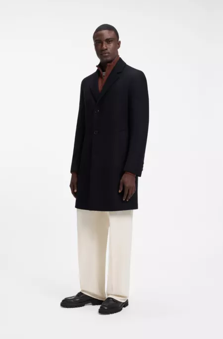 Slim-fit coat in a wool blend