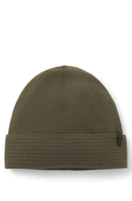 Knit beanie in temperature-regulating stretch fabric, Light Green