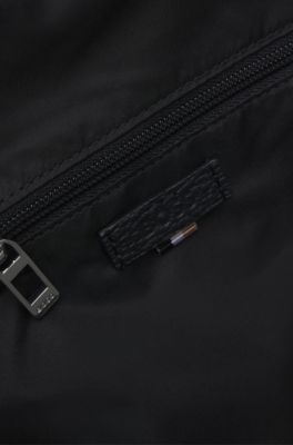 Leather duffel bag with detachable shoulder strap, Black