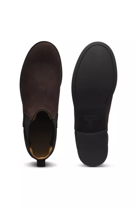 Suede Chelsea boots with Double B hardware