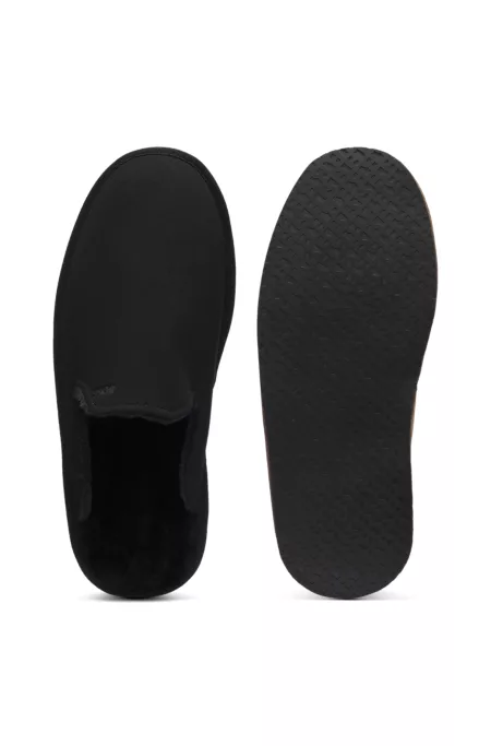 Shearling-lined slip-on slippers with logo detail