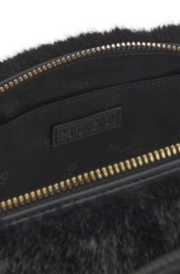 Sac pratique en fourrure synth&eacute;tique &agrave; deux anses, Noir
