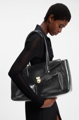 Bolso bandolera de piel sint&eacute;tica brillante con dos asas, Negro