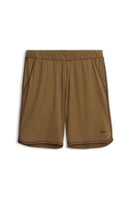Active shorts que absorben la humedad, Marr&oacute;n