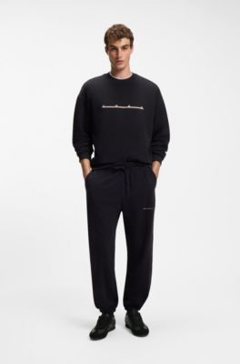 Deportivas con paneles de ante y silueta retro, Negro