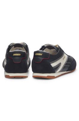 Deportivas con paneles de ante y silueta retro, Celeste