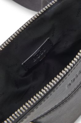 Sac format enveloppe en cuir avec logo gaufr&eacute;, Noir