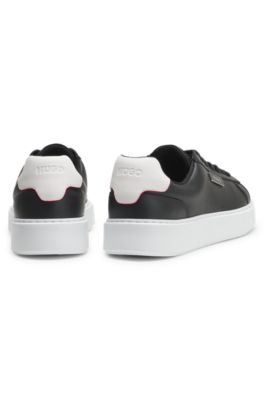 Zapatillas con cordones, Negro