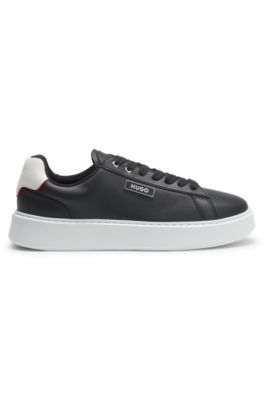 Zapatillas con cordones, Negro