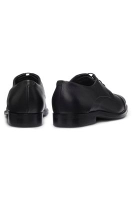 Italian-made Derby shoes in grained leather, Black