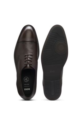 Zapatos Derby de piel granulada elaborados en Italia, Marr&oacute;n oscuro