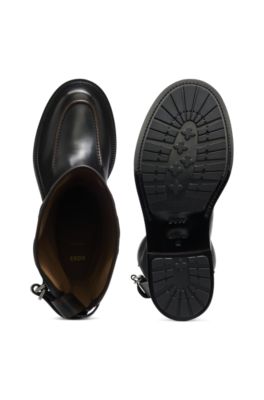 Botas de piel, Negro