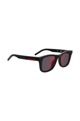 Black sunglasses with mirrored red lenses and cropped logo, Assorted-Pre-Pack
