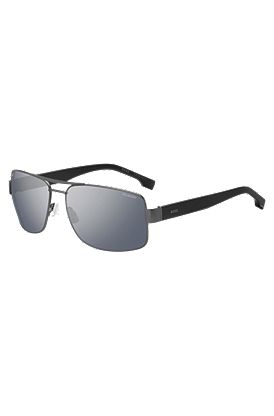 Double-bridge sunglasses with flat hinges