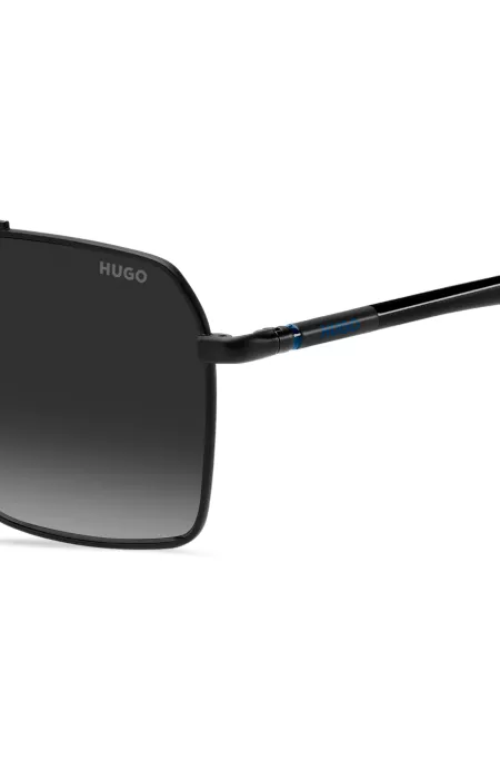 Double-bridge sunglasses in black and blue