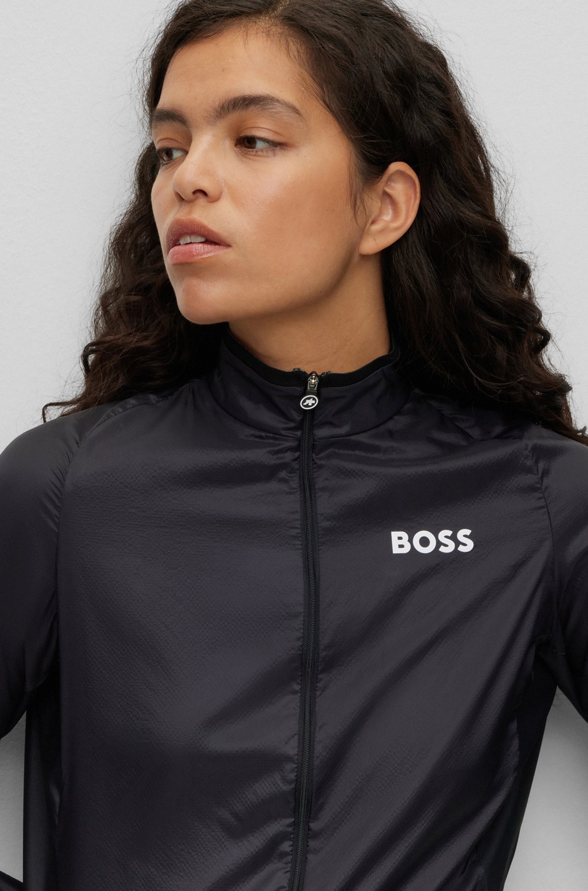 BOSS - BOSS x ASSOS packable wind jacket with stretch-mesh BOSS - BOSS x ASSOS packable wind jacket with stretch-mesh