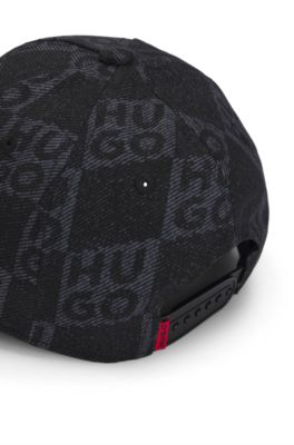 Gorra de lona para ni&ntilde;os con logos apilados y etiqueta de la marca, Negro