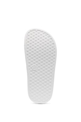 Kids' slides with logo-badge print, White