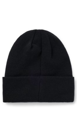 Kids' beanie hat with red rubber logo label, Black
