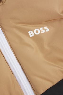 Chaqueta acolchada con capucha para ni&ntilde;os en dise&ntilde;o de bloques de color, Marr&oacute;n