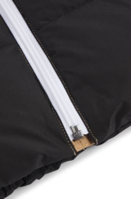 Chaqueta acolchada con capucha para ni&ntilde;os en dise&ntilde;o de bloques de color, Marr&oacute;n
