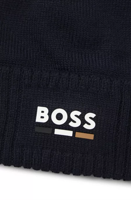 Kids' knitted beanie hat with rubber-effect logo