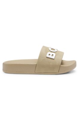 Chanclas para ni&ntilde;os con logo en contraste, Beige