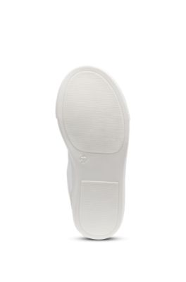 Deportivas para ni&ntilde;os de piel y lona, Blanco