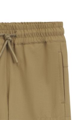 Pantalones de ch&aacute;ndal para ni&ntilde;os en forro polar arrugado con bolsillos tipo cargo, Marr&oacute;n
