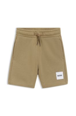 Shorts para ni&ntilde;os de forro polar con etiqueta con logo, Marr&oacute;n