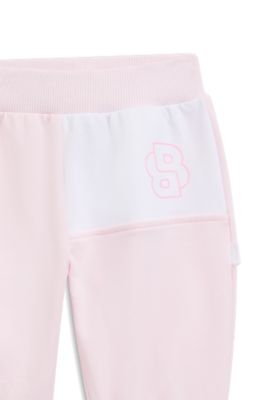 Conjunto de ch&aacute;ndal y camiseta para beb&eacute;s en caja de regalo, Rosa claro