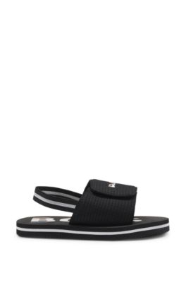 Chanclas para ni&ntilde;os con logo de la marca a rayas, Negro