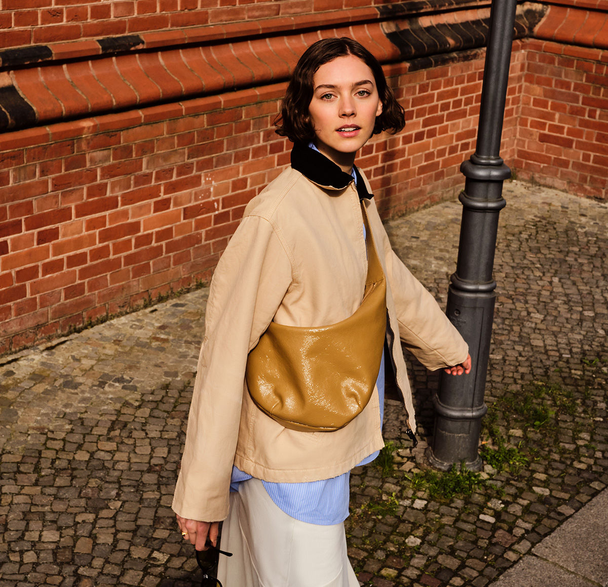Women is strolling on the street