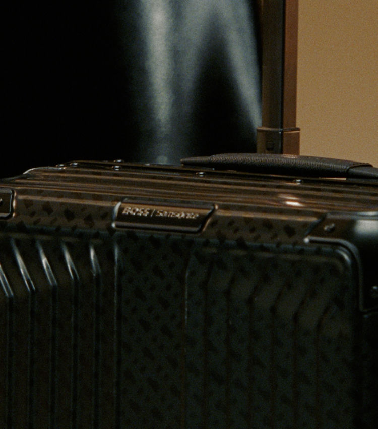 Discover HUGO BOSS collection for travelling