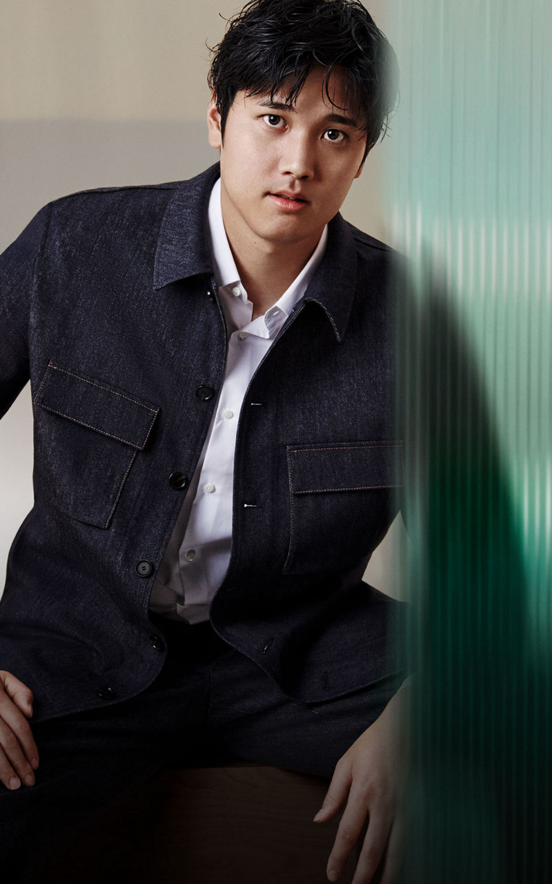 美品】ヒューゴボス HUGOBOSS PRIMALOFT羽毛ほぼダウンコート HUGO