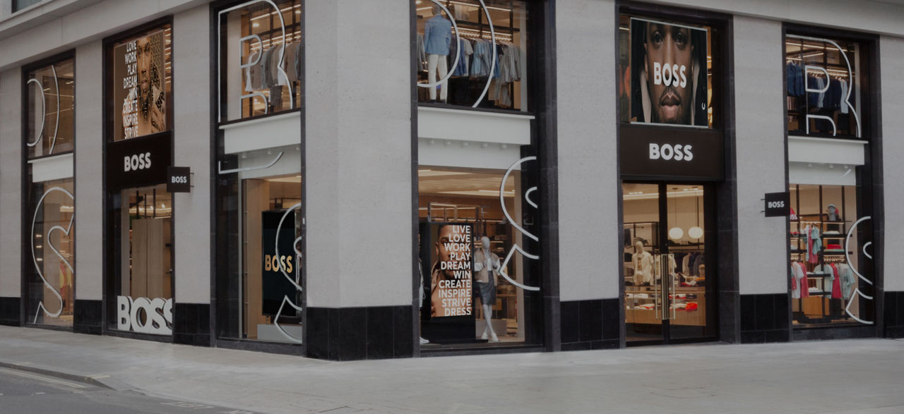 Ein HUGO BOSS Store von innen