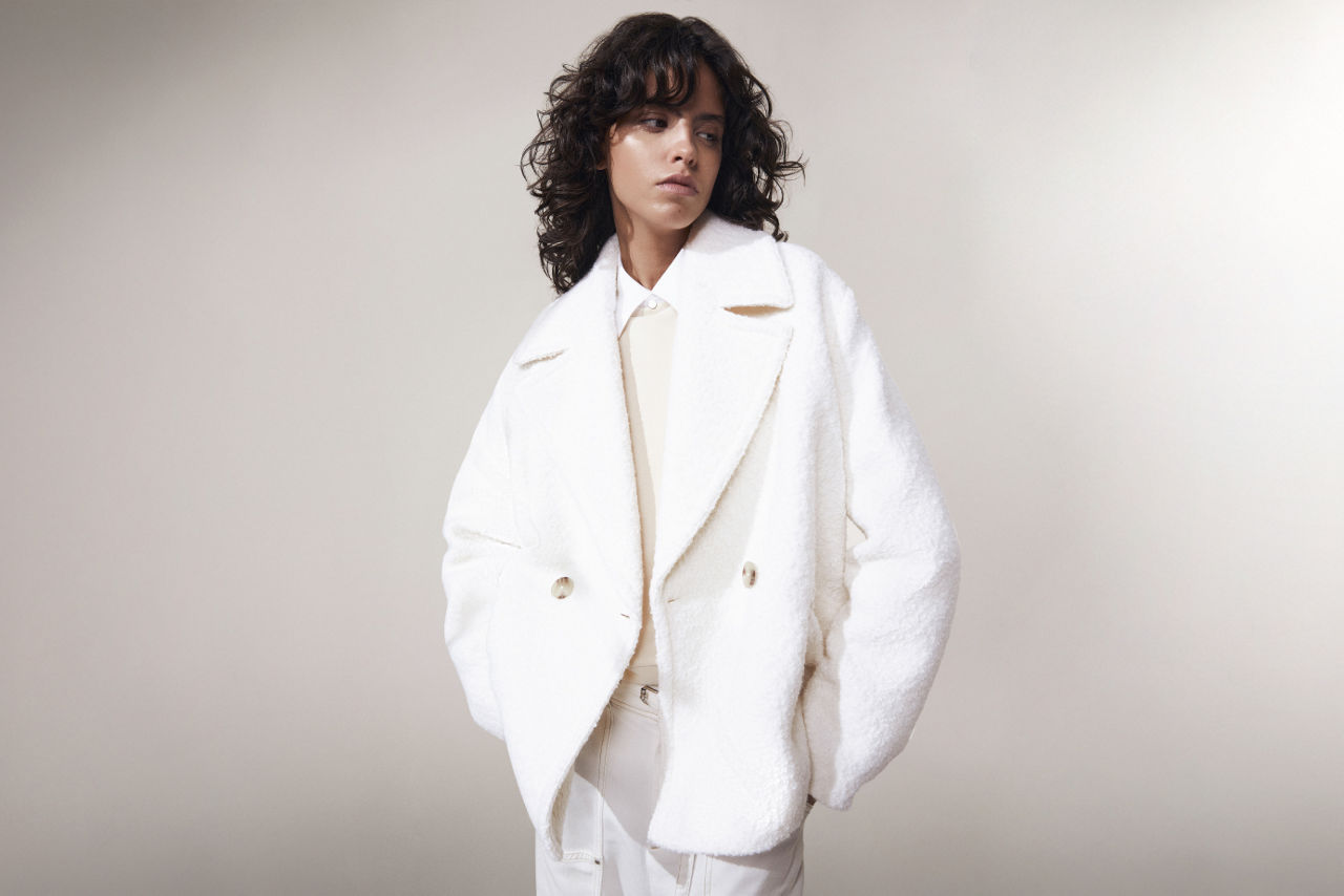 Model mit Styles aus der neuesten Saison von BOSS