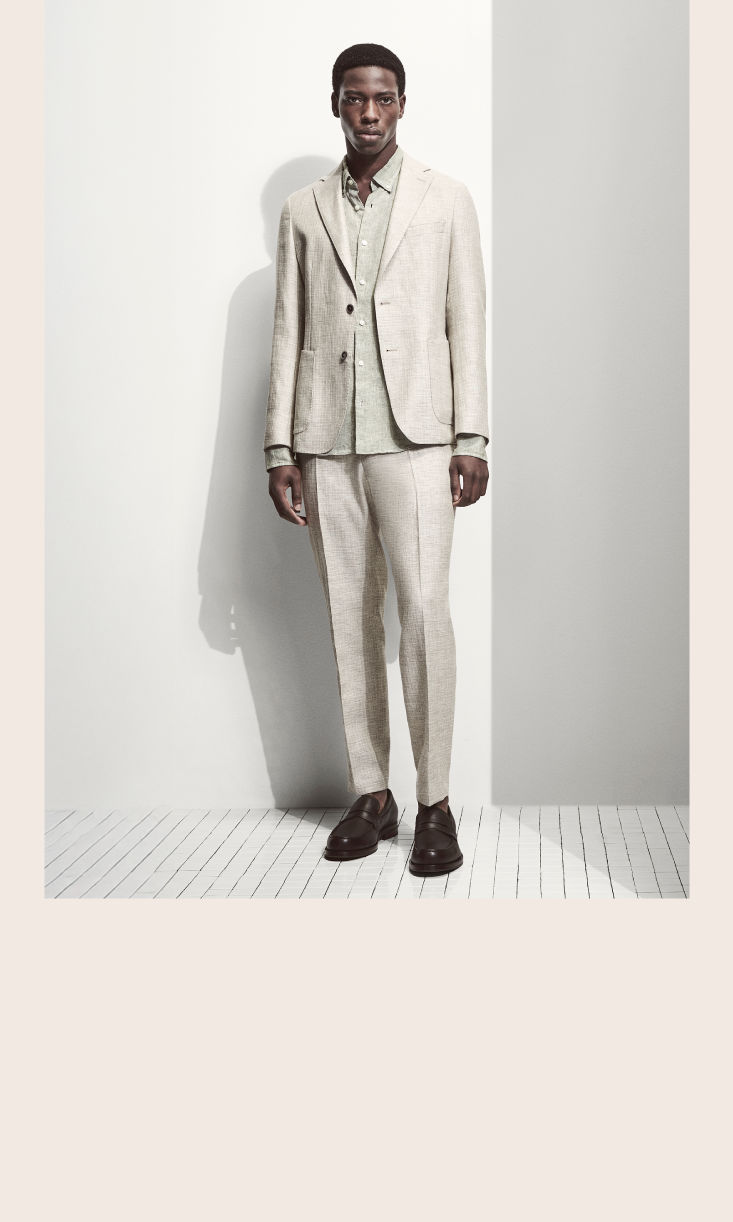 Lichtgekleurde pakken voor bruiloften van BOSS