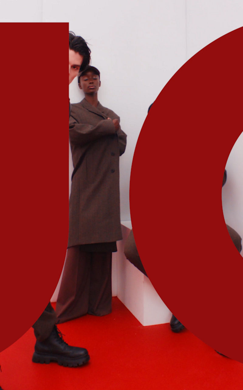 【希少✨特大サイズ】 ヒューゴボス 光沢シルバー テーラードジャケット 56 COMME des GARCONS HOMME PLUS(コムデギャルソンオムプリュス