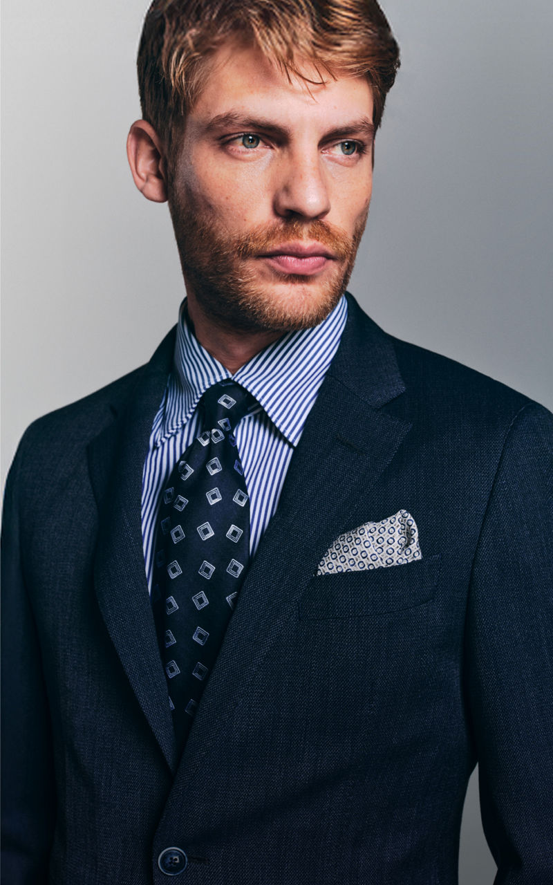 未使用級✨HUGO BOSS 現行モデル ONE スーツ セットアップ 総柄 未使用級✨HUGO BOSS 現行モデル ONE スーツ セットアップ 総柄 楽天