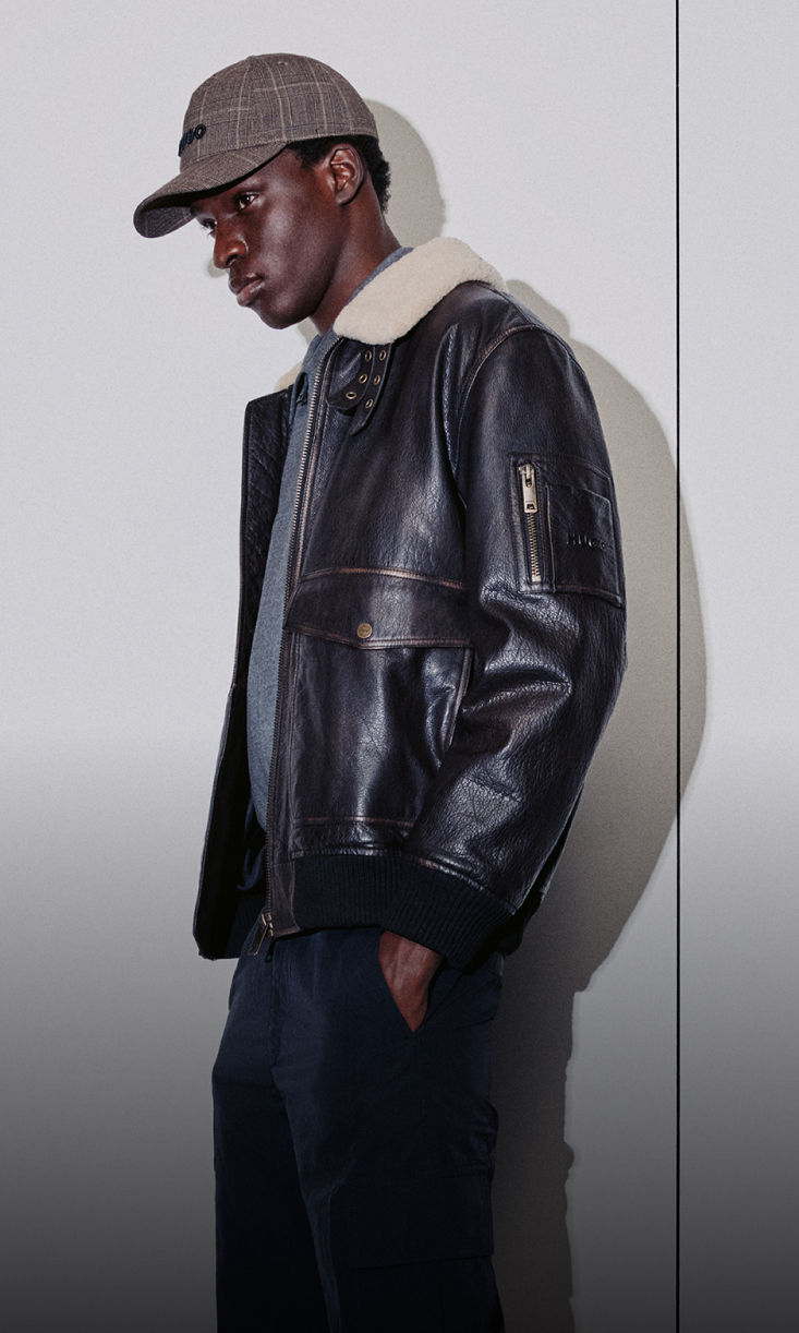 極美品 ヒューゴボス 現行タグ パッチワーク ムートンコート Lサイズ 極美品 ヒューゴボス 現行タグ パッチワーク ムートンコート L