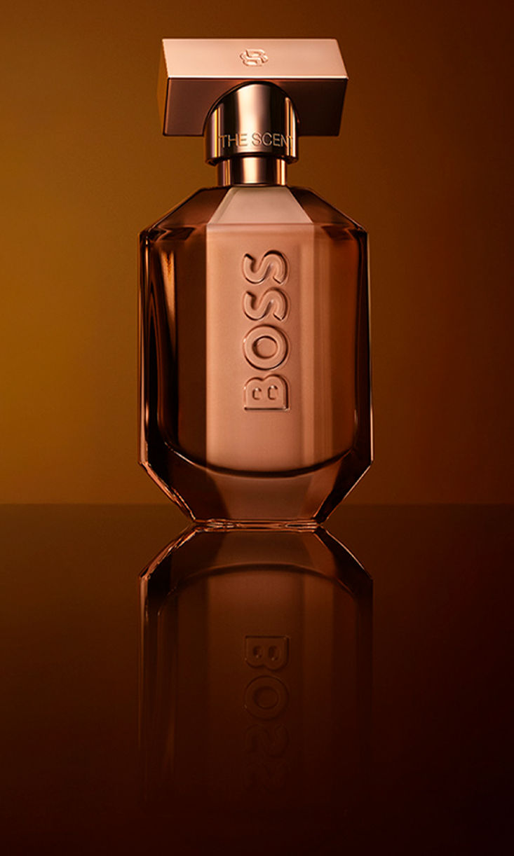Een foto van BOSS The Scent Parfum for her om tijdens feestjes te dragen