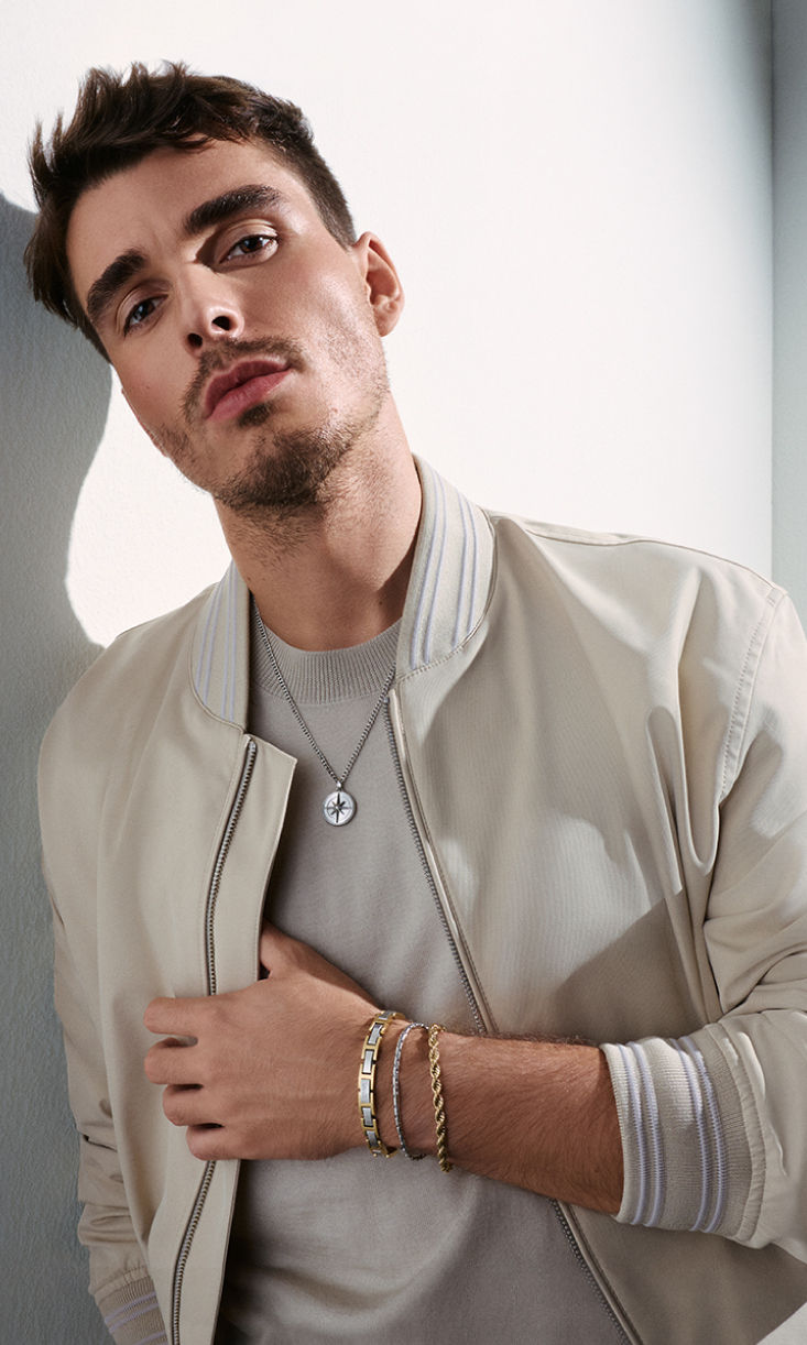 Shoppa accessoarer för herr från HUGO BOSS