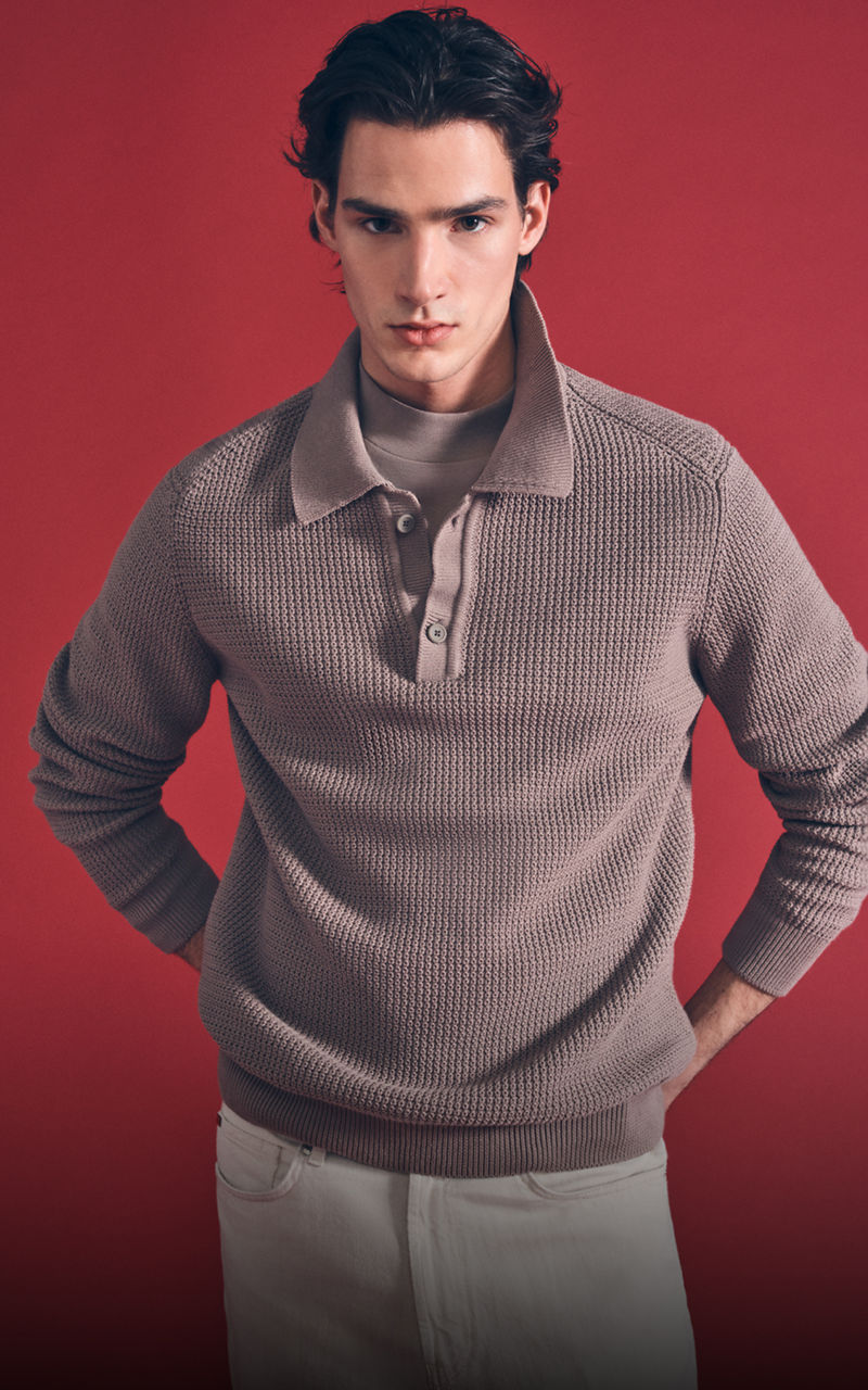  HUGOのメンズ向けポロシャツ