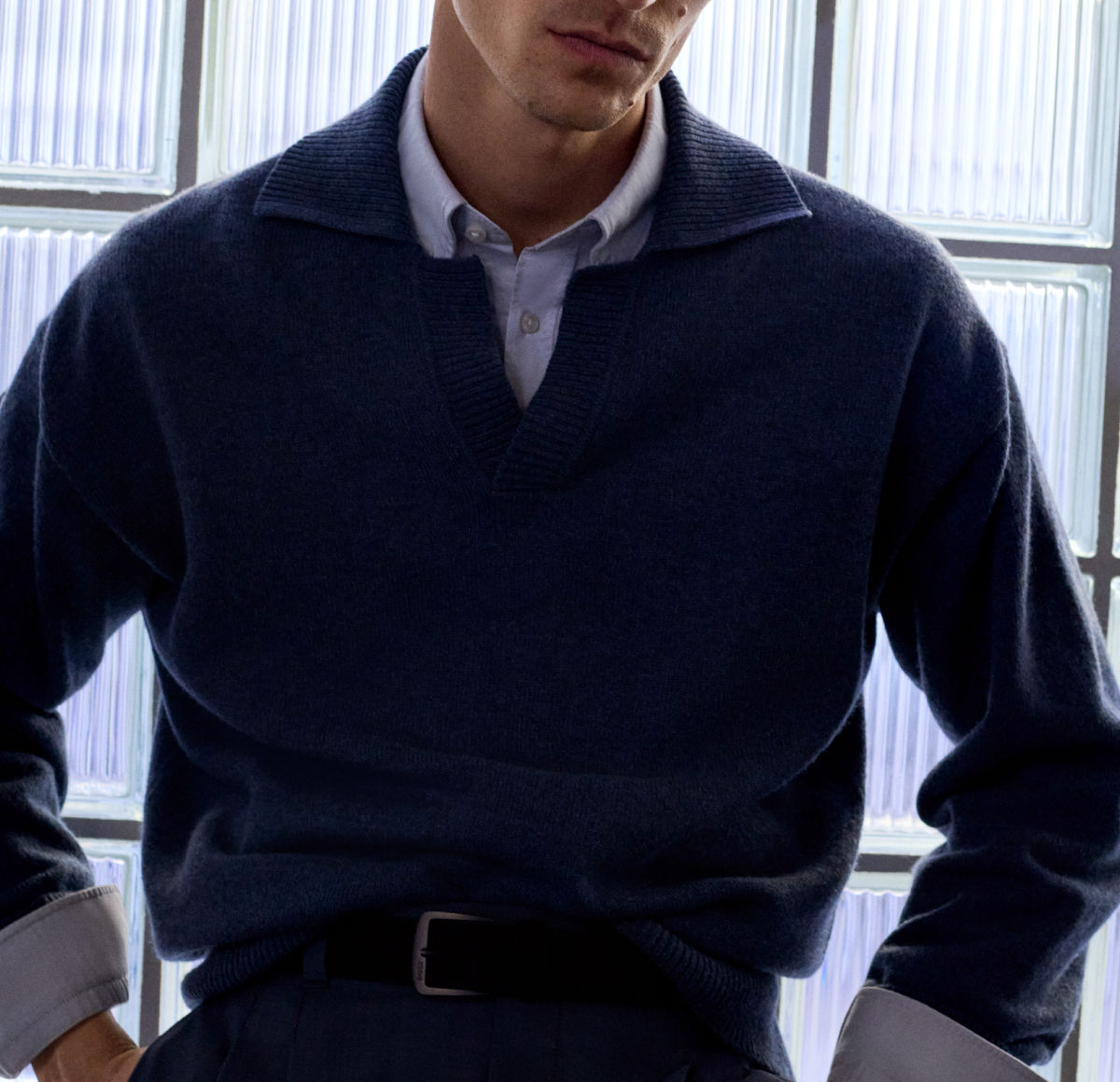 male model presenting men´s trousers of the new BOSS Global Campaign collection