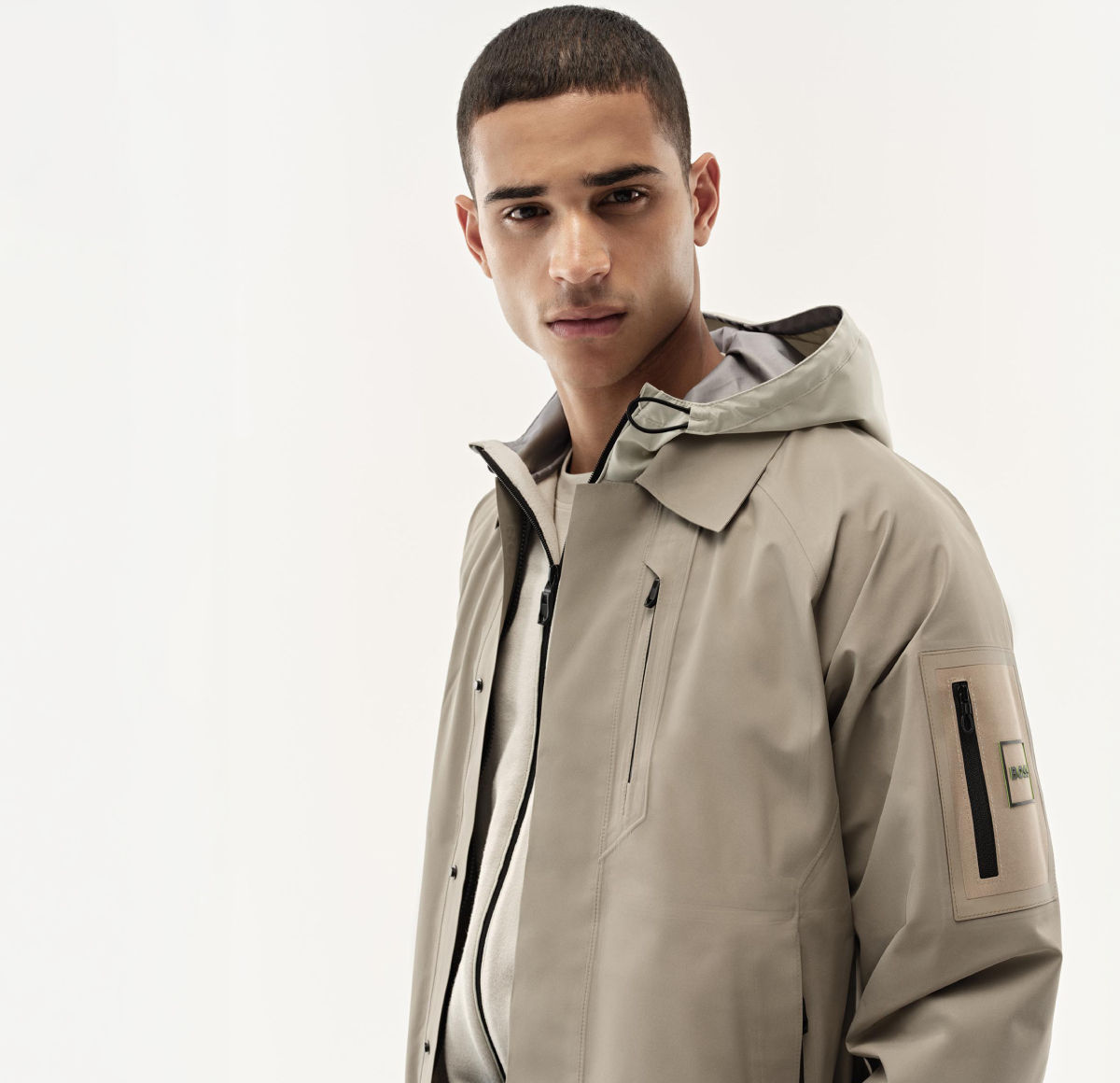 Auswahl an Outerwear aus der BOSS Green Kollektion für Herren