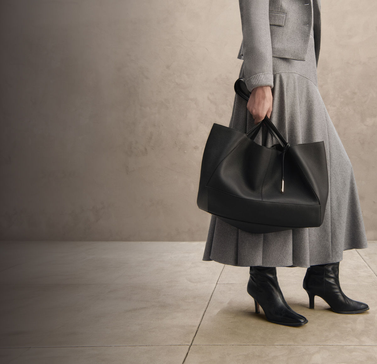 Selection of knit dresses and shirts for woman by HUGO BOSS